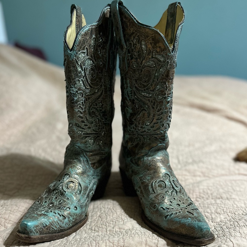 Embroidered Turquoise Heeled Boots